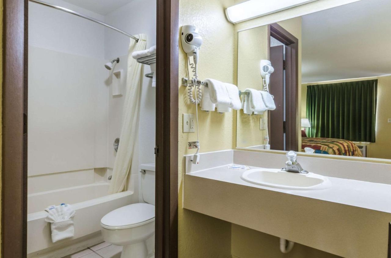 Rodeway Inn Concordia Zewnętrze zdjęcie