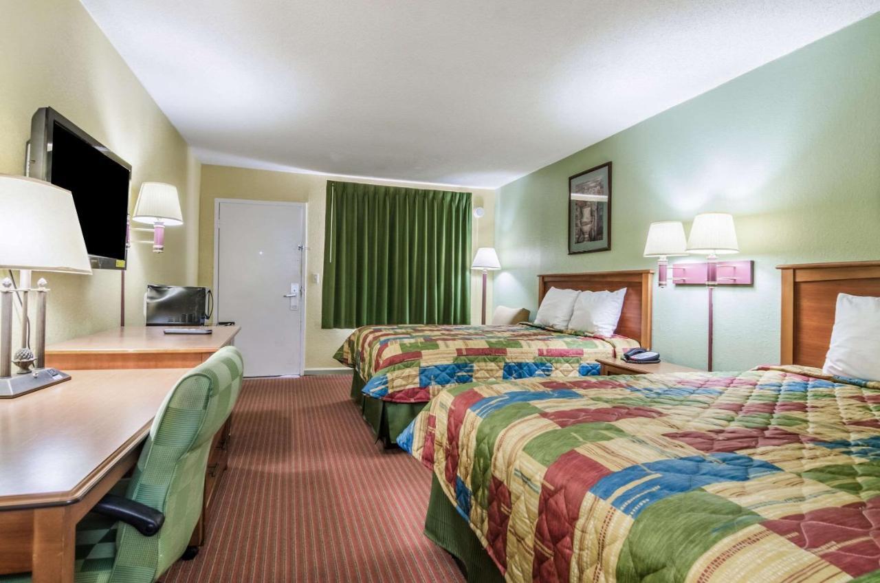 Rodeway Inn Concordia Zewnętrze zdjęcie